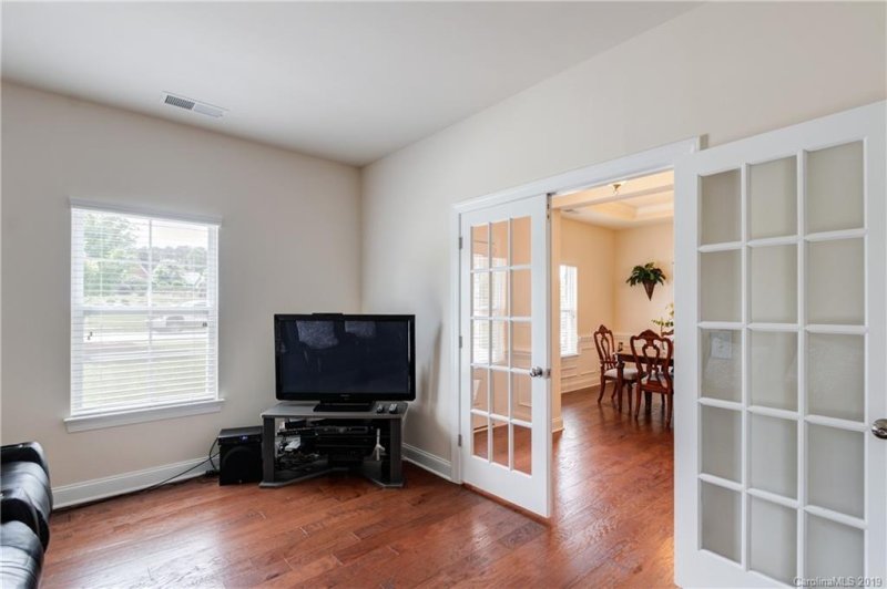 Property image 5 at 5213 Poplar Knoll Drive, Matthews, NC 28105