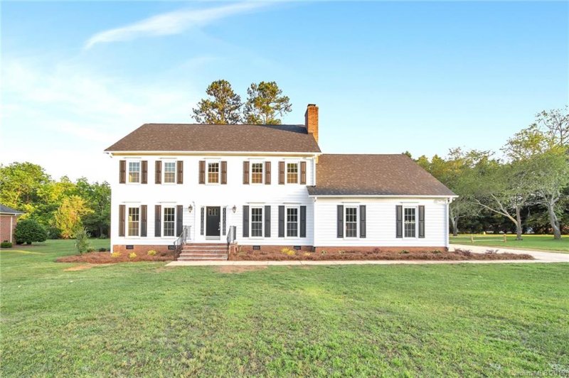 Property image 3 at 1536 Carodon Court, Rock Hill, SC 29732