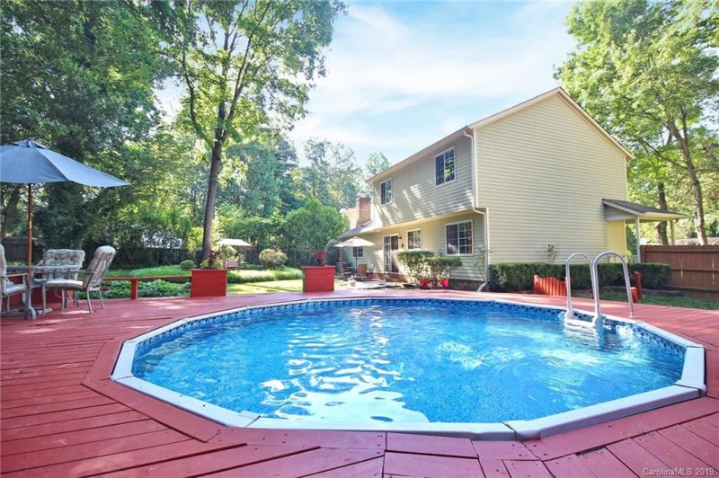 Property image 3 at 7129 Misty Morn Drive, Charlotte, NC 28215