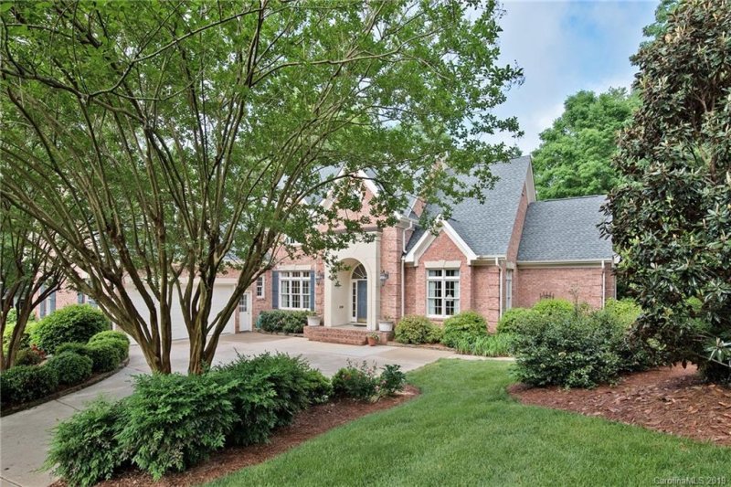 Property image 2 at 2714 Chessel Place, Charlotte, NC 28226