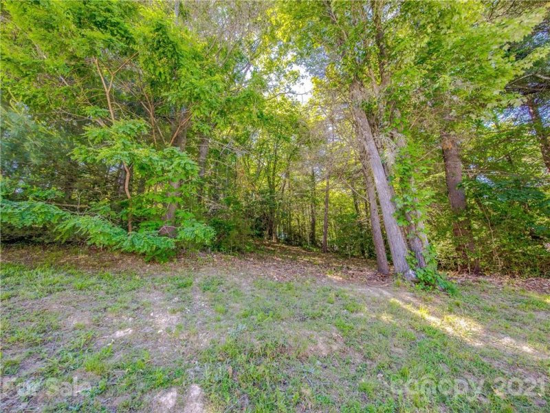 Property image 5 at 110 Mistletoe Trail, Hendersonville, NC 28791