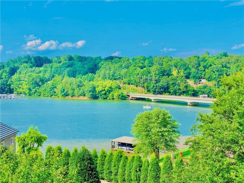 120 49th Avenue Place