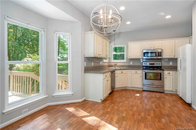 Property image 3 at 705 Wild Oak Court, Charlotte, NC 28216