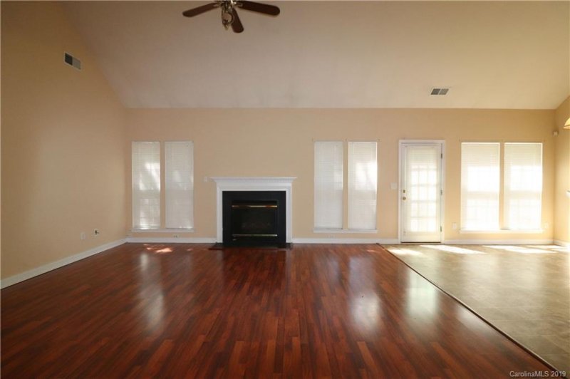 Property image 4 at 8917 Cedar Run Way, Charlotte, NC 28273