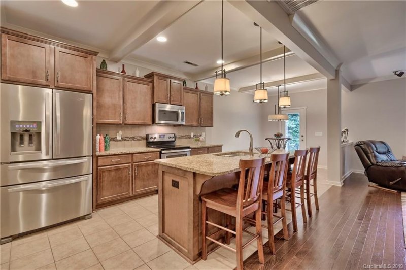 Property image 3 at 164 Hedgewood Drive, Mooresville, NC 28115