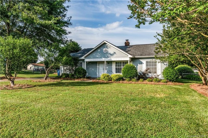 Property image 2 at 3025 Tom Savage Drive, Harrisburg, NC 28075