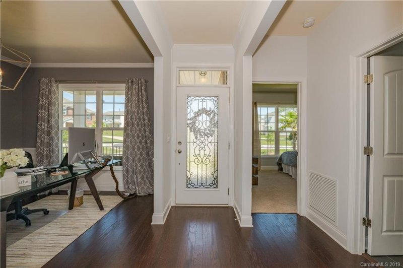 Property image 5 at 402 Twelve Oaks Lane, Fort Mill, SC 29708