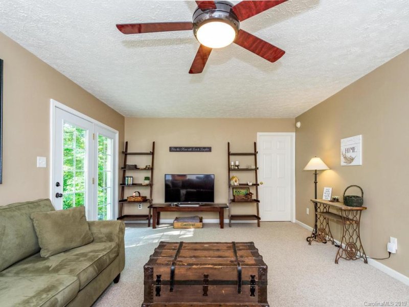 Property image 3 at 126 Jeter Mountain Terrace, Hendersonville, NC 28739