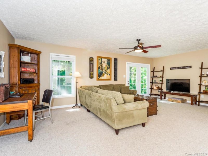 Property image 5 at 126 Jeter Mountain Terrace, Hendersonville, NC 28739