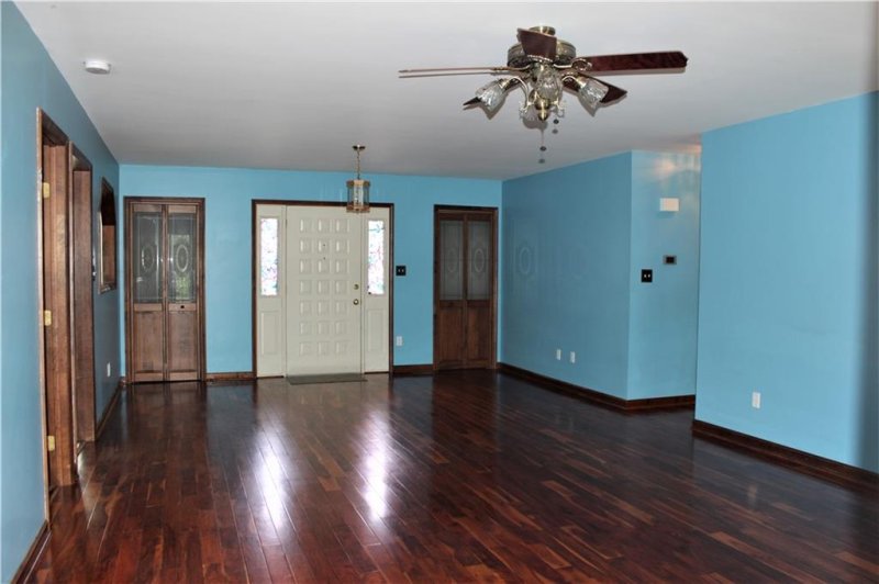 Property image 4 at 4834 Forest Ridge Drive, Hickory, NC 28602