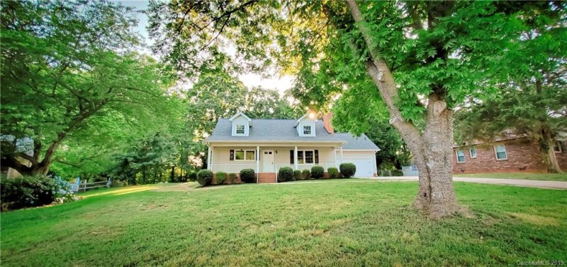 Property image 3 at 172 Mooreland Road, Mooresville, NC 28117