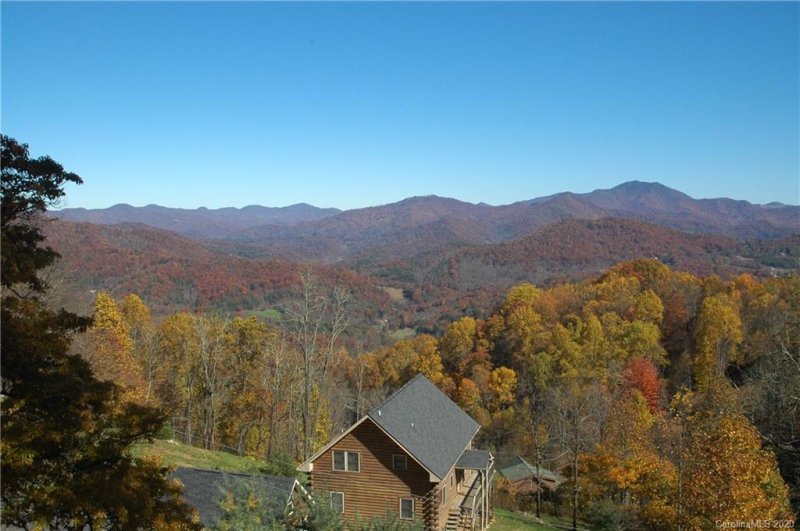 Property image 2 at 413 Evening Song Drive, Waynesville, NC 28785