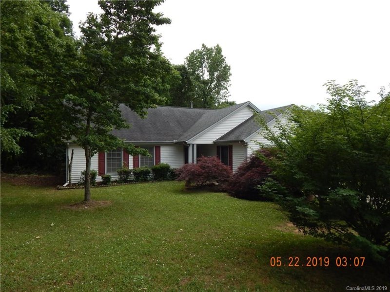 Property image 3 at 10112 Fairlea Drive, Charlotte, NC 28269