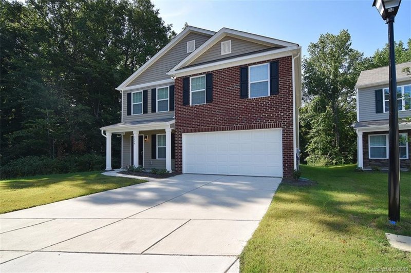 Property image 2 at 5426 Park Brook Drive, Charlotte, NC 28269