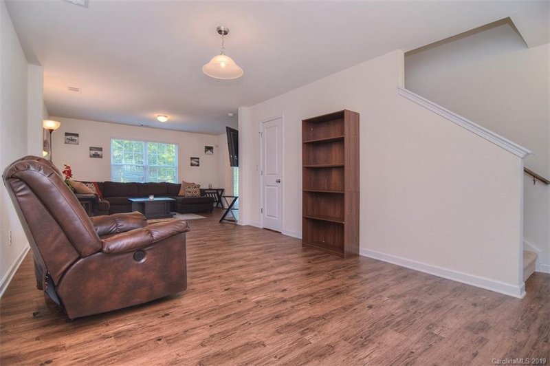 Property image 3 at 5426 Park Brook Drive, Charlotte, NC 28269