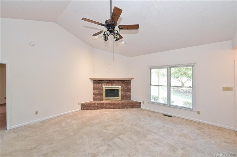 Property image 4 at 557 Forest Way Drive, Fort Mill, SC 29715