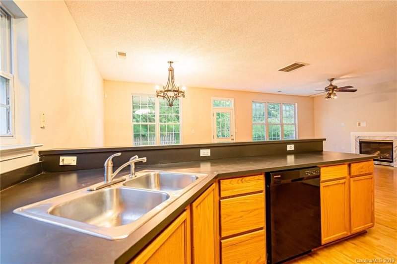 Property image 2 at 8124 Trotter Road, Charlotte, NC 28216