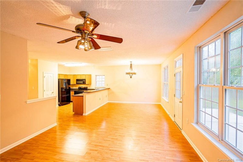 Property image 4 at 8124 Trotter Road, Charlotte, NC 28216