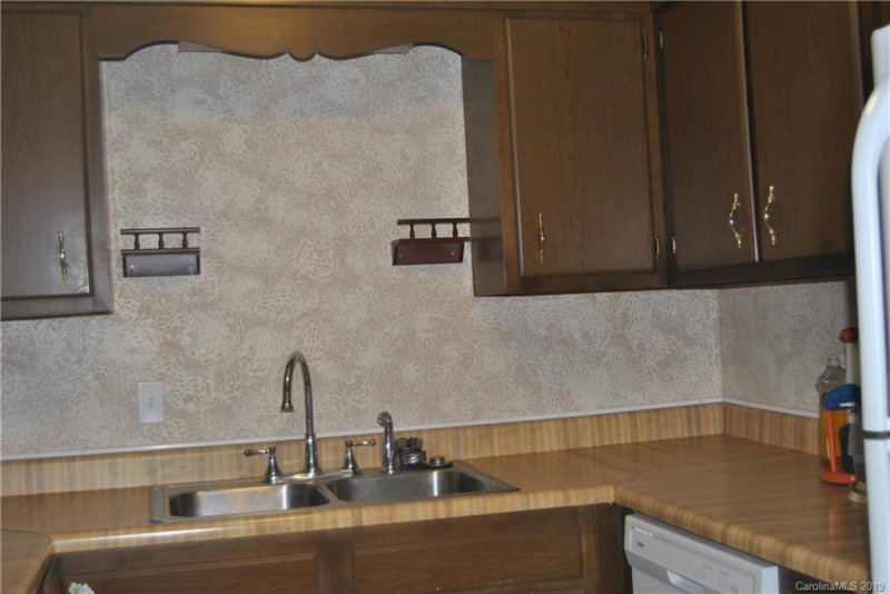 Property image 3 at 2129 Carriage Woods Lane, Kannapolis, NC 28081