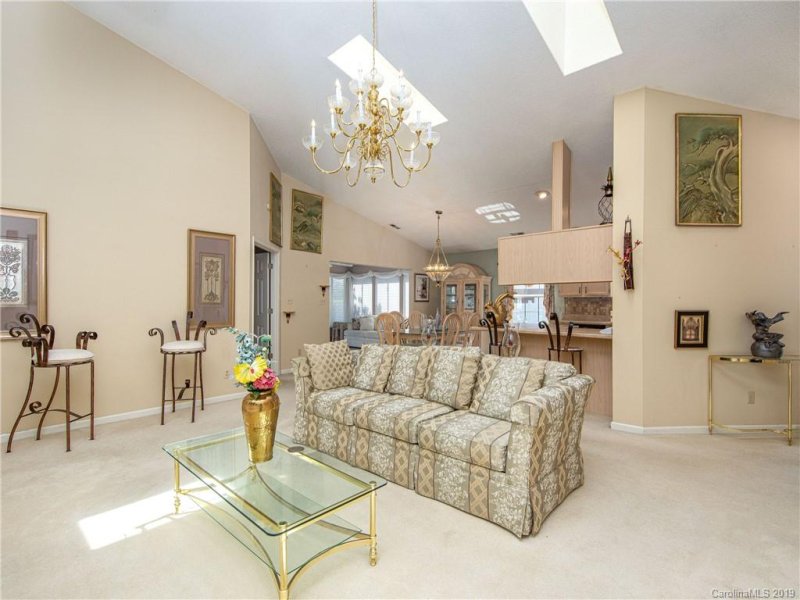 Property image 5 at 8b Heather Way, Candler, NC 28715