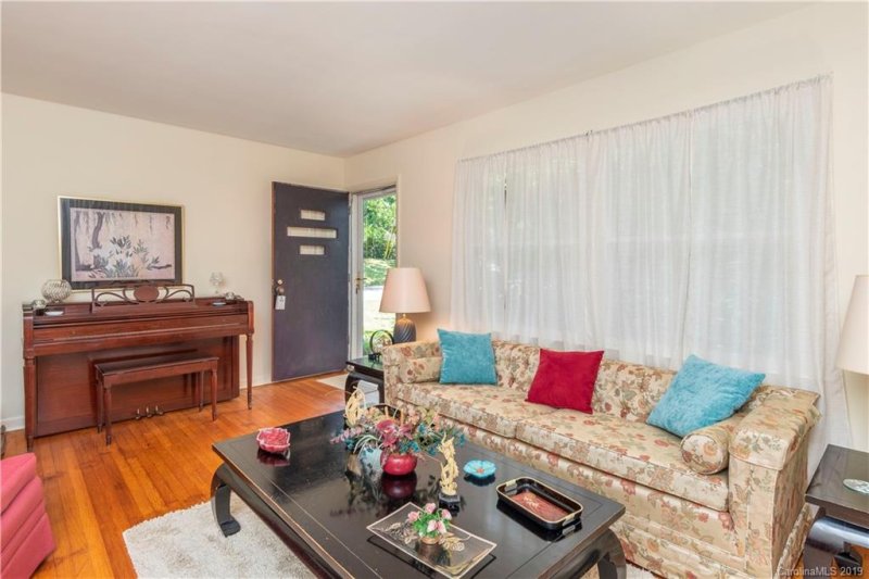 Property image 3 at 157 Mount Carmel Road, Asheville, NC 28806