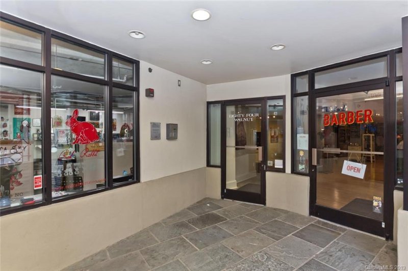 Property image 2 at 84 W Walnut Street, Asheville, NC 28801