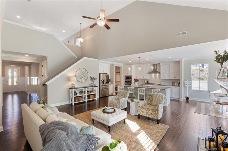 Property image 3 at 202 Country Lake Drive, Mooresville, NC 28115