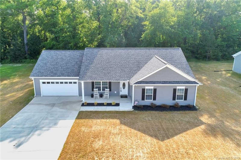 Property image 2 at 5111 Sedgefield Drive, Lancaster, SC 29720