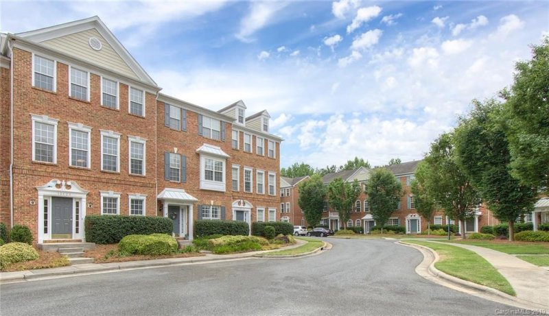 Property image 2 at 10424 Winslet Drive, Charlotte, NC 28277