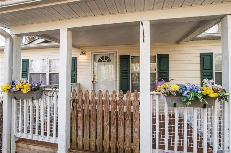 Property image 2 at 932 Stones Throw Drive, Concord, NC 28025