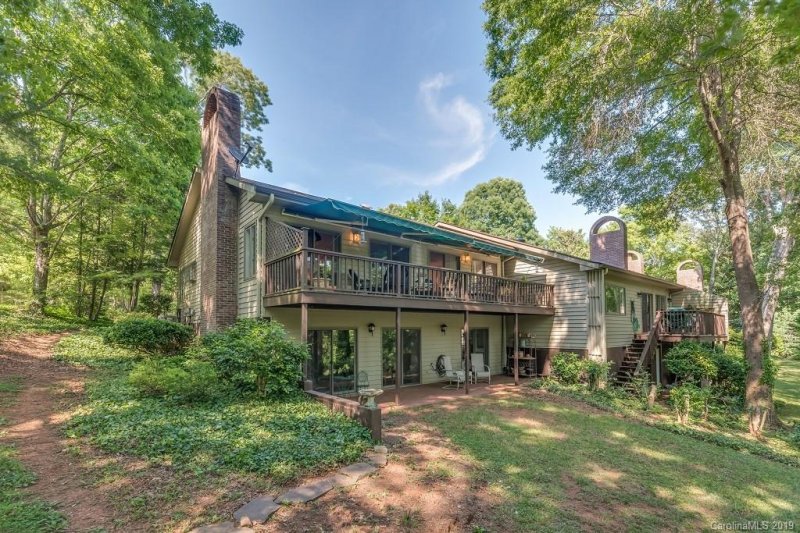 Property image 2 at 28 Hunting Country Trail, Tryon, NC 28782