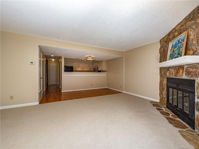 Property image 5 at 16 Spears Avenue, Asheville, NC 28801