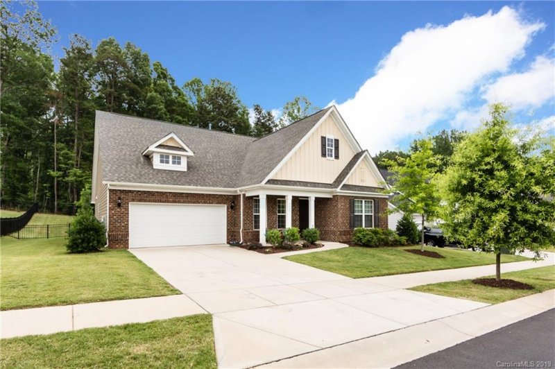 Property image 2 at 8823 Bur Lane, Huntersville, NC 28078