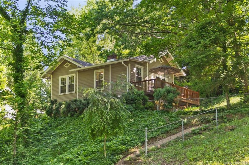 Property image 2 at 22 Parker Road, Asheville, NC 28803