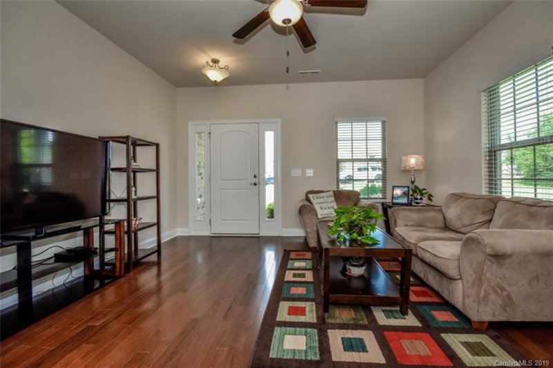 Property image 4 at 123 Tall Fern Loop, Mooresville, NC 28117