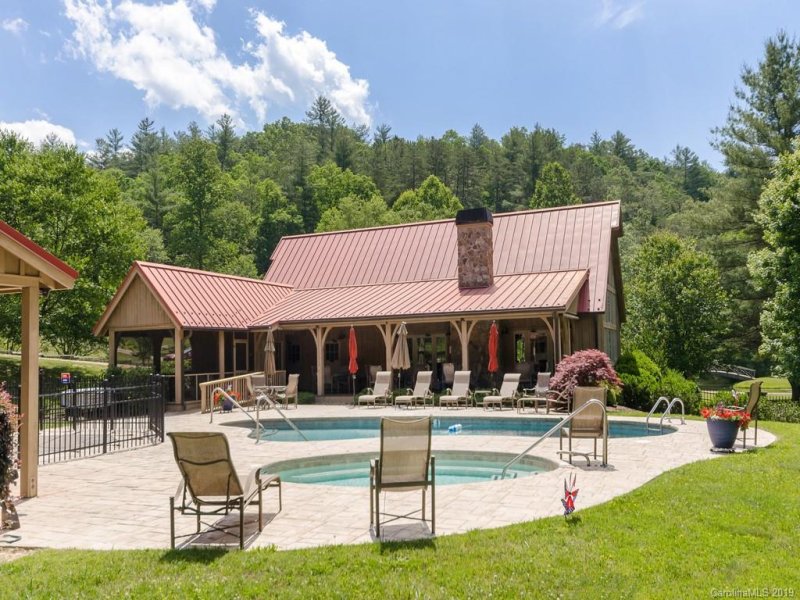 Property image 4 at 97 Oleta Falls Path, Hendersonville, NC 28792