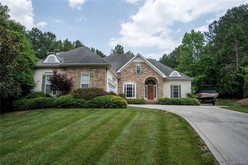 Property image 3 at 122 Maple View Drive, Troutman, NC 28166