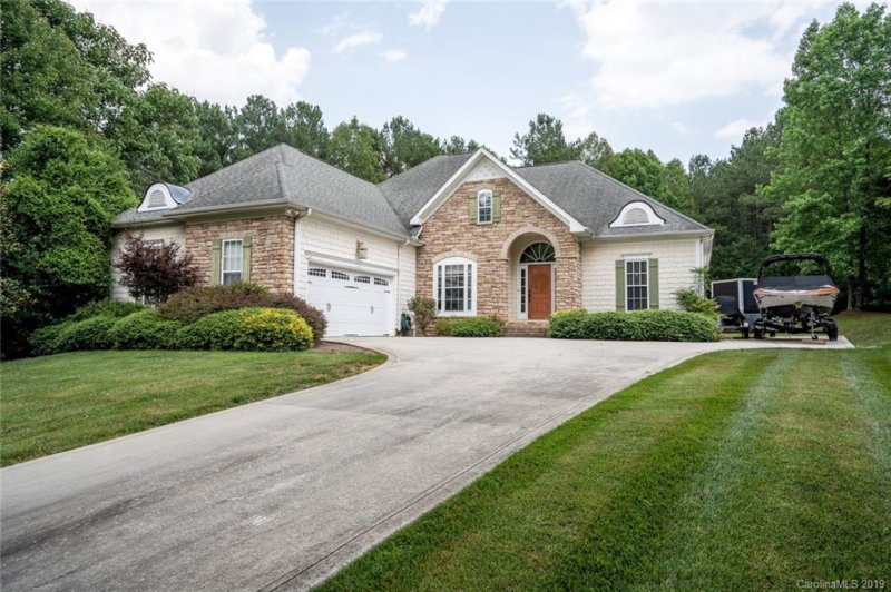 Property image 4 at 122 Maple View Drive, Troutman, NC 28166