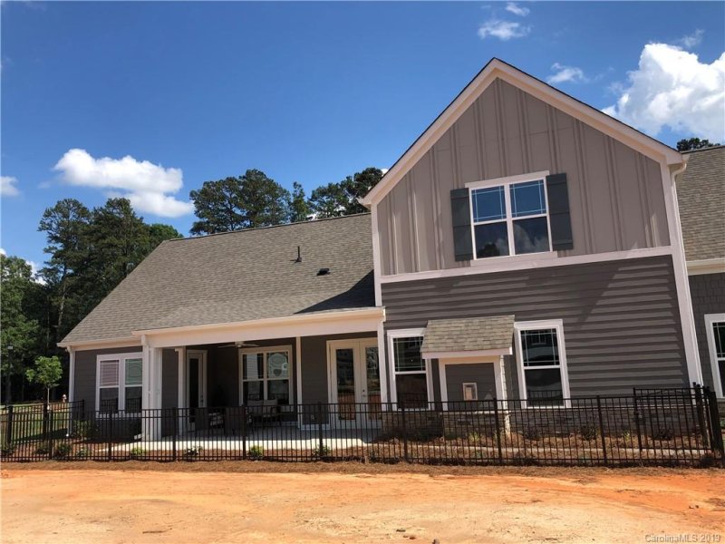 Property image 2 at 1002 Magnolia Trace, Matthews, NC 28104