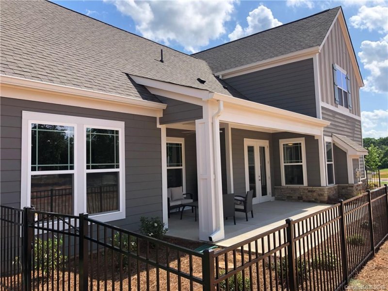 Property image 5 at 1002 Magnolia Trace, Matthews, NC 28104