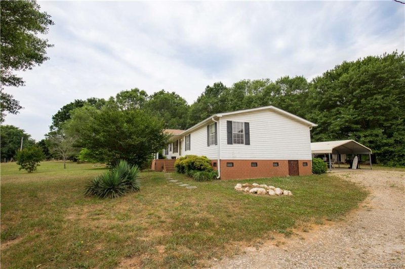 Property image 3 at 1905 Beamguard Road, Clover, SC 29710