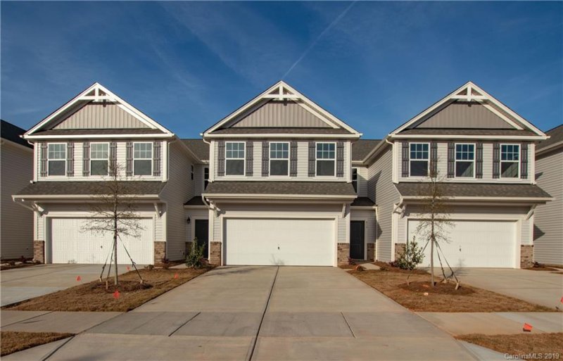 Property image 2 at 416 Tayberry Lane, Fort Mill, SC 29715