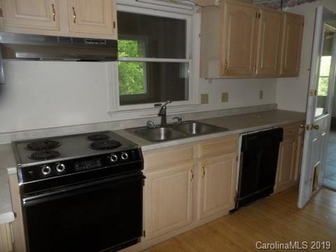 Property image 3 at 2 Clearview Lane, Weaverville, NC 28787