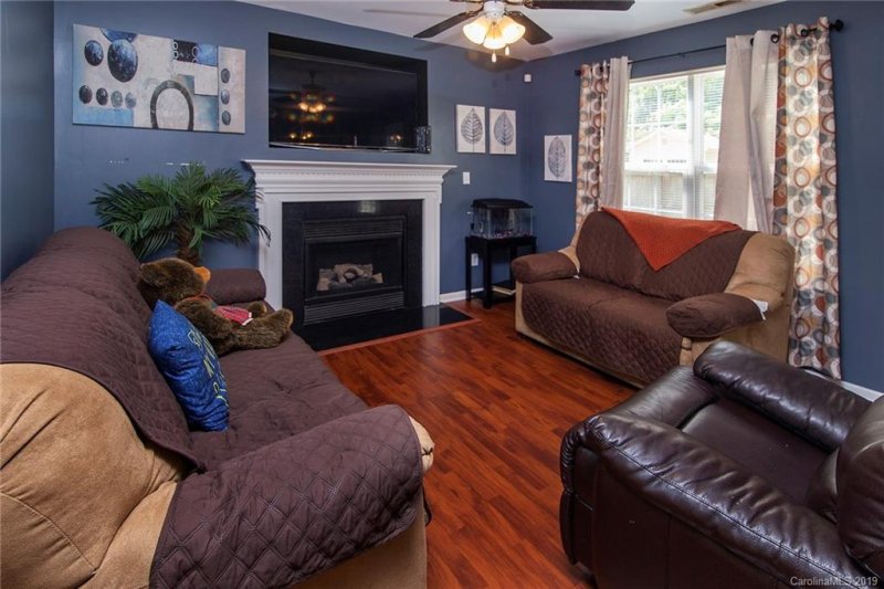 Property image 4 at 645 Stillgreen Lane, Charlotte, NC 28214