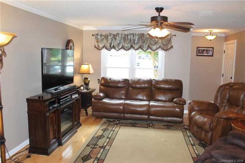 Property image 4 at 1707 Robinwood Road, Gastonia, NC 28054