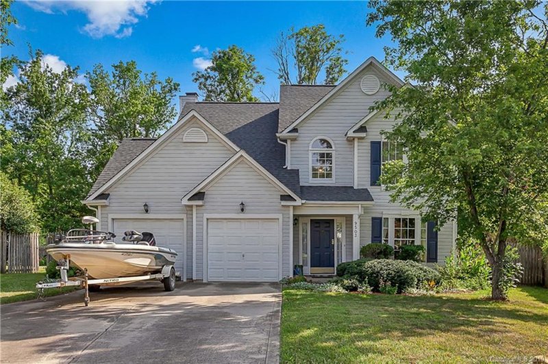 9503 Secretariat Drive