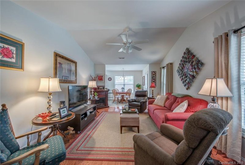 Property image 5 at 804 E Catawba Street, Belmont, NC 28012