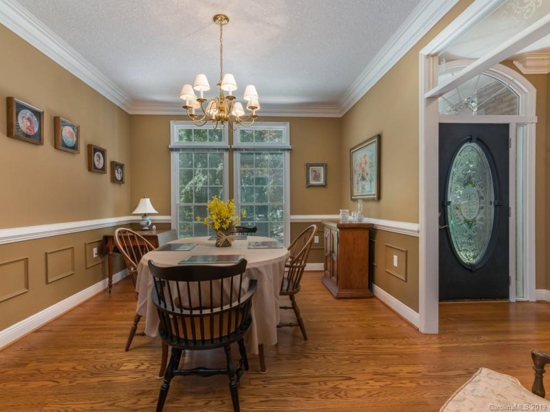 Property image 4 at 22 Oak Gate Drive, Hendersonville, NC 28739