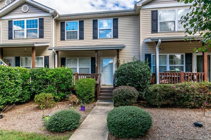 Property image 2 at 208 Pembrook Road, Swannanoa, NC 28778