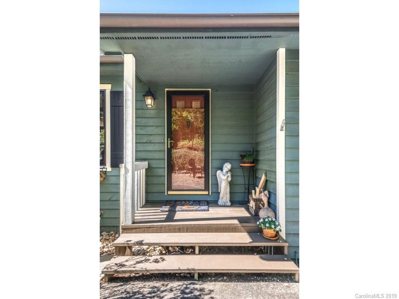 Property image 5 at 126 Black Oak Drive, Asheville, NC 28804